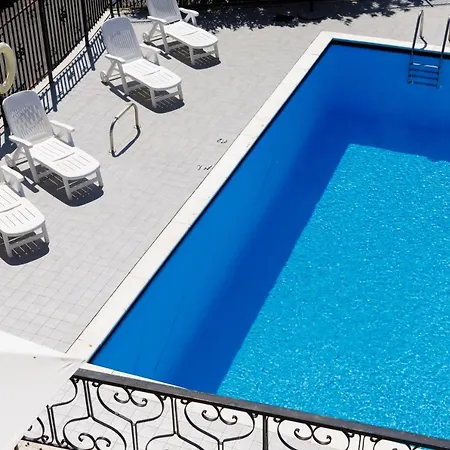 191b - Casa Con Piscina Vista Mare, 300m Dalla Ospedaletti