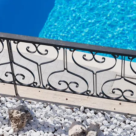 Apartament 191b - Casa Con Piscina Vista Mare, 300m Dalla *