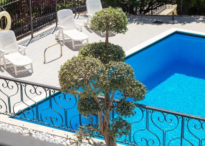 191b - Casa Con Piscina Vista Mare, 300m Dalla Spiaggia Ospedaletti